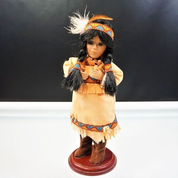 Vintage Native American Music Box Doll 11 Inch - Picture 5 of 7